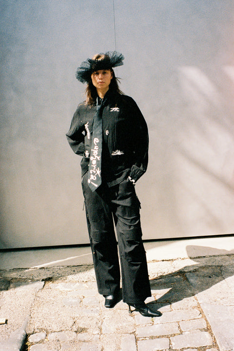 LIVE YOUR LIFE WITH EASE BUTTON UP