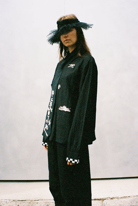 LIVE YOUR LIFE WITH EASE BUTTON UP