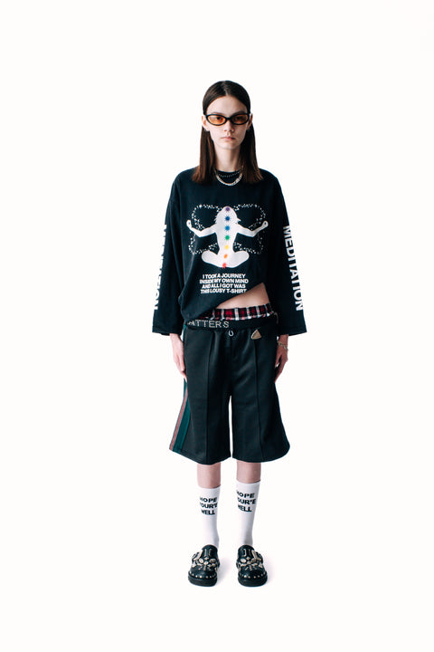 WEAVE TRIM PINTUCK SHORTS