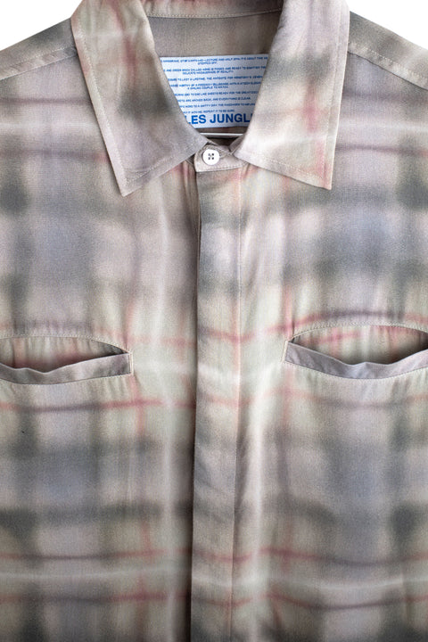 AIR BRUSH PLAID BUTTON UP