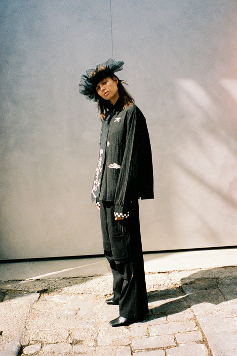 LIVE YOUR LIFE WITH EASE BUTTON UP