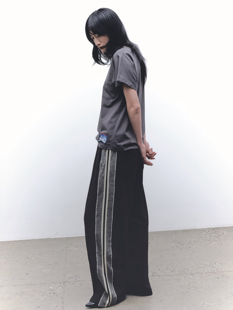 SLIM SLOUCH TEE