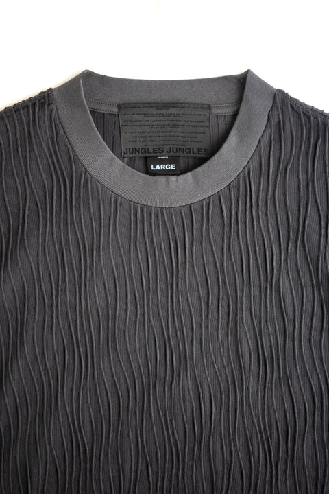 WAVY TEE
