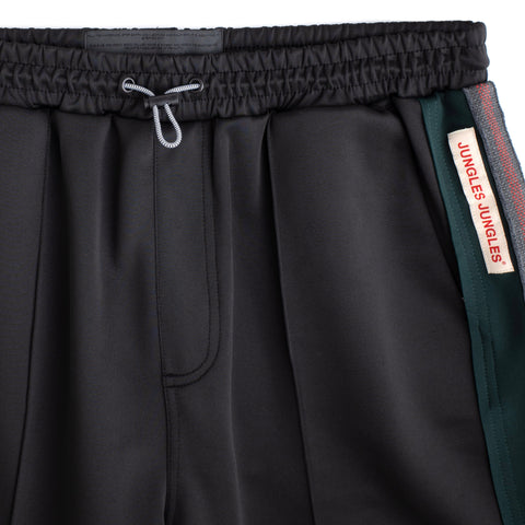 WEAVE TRIM PINTUCK SHORTS